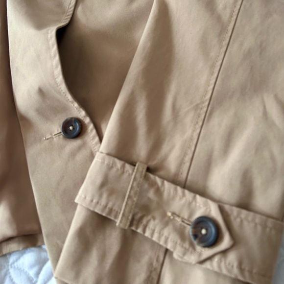 Abercrombie & Fitch Relaxed Short Trench Coat. XL - Picture 6 of 11